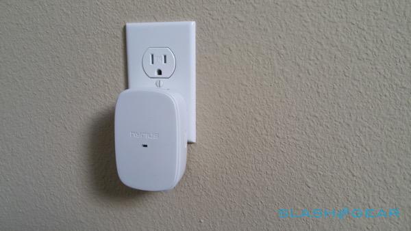 Nyrius Smart Switch ż